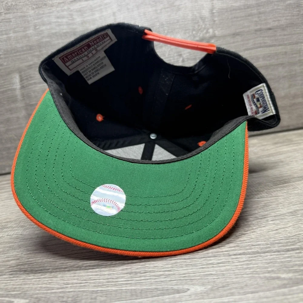 San Francisco Giants Hat Cap Snap Back Mens One Size Black MLB American Needle